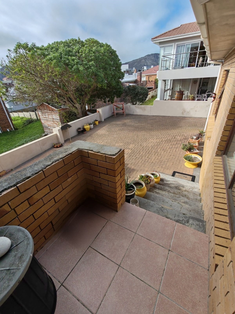 3 Bedroom Property for Sale in Perlemoenbaai Western Cape